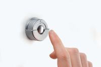 Logo Luisina - cally - interrupteur tactile et dimmable coloris inox 12v ze1012005