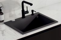 Logo Luisina - distributeur de savon bec arrondi en inox massif noir mat