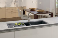 Logo Evier  fleur villeroy & boch 1 bac, 1 vide-sauce, 1 gouttoir coloris fossil ev6713 2f kd