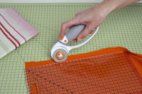 Logo Cutter rotatif 9511p, diamtre de la lame : 60 mm - fiskars  60000337