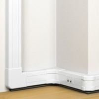 Logo Goulotte 50x105  clippage direct prog mosaic - 1 couv 45 mm - l. 2 m - blanc 075602