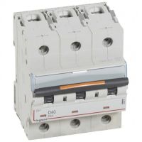 Logo Disj dx-vis/vis-3p-400v~-40a-25ka-courbe d - 4,5m 409837