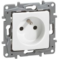 Logo Prise 2p+t nilo - 16 a - connexion  vis - spciale rnovation 664728